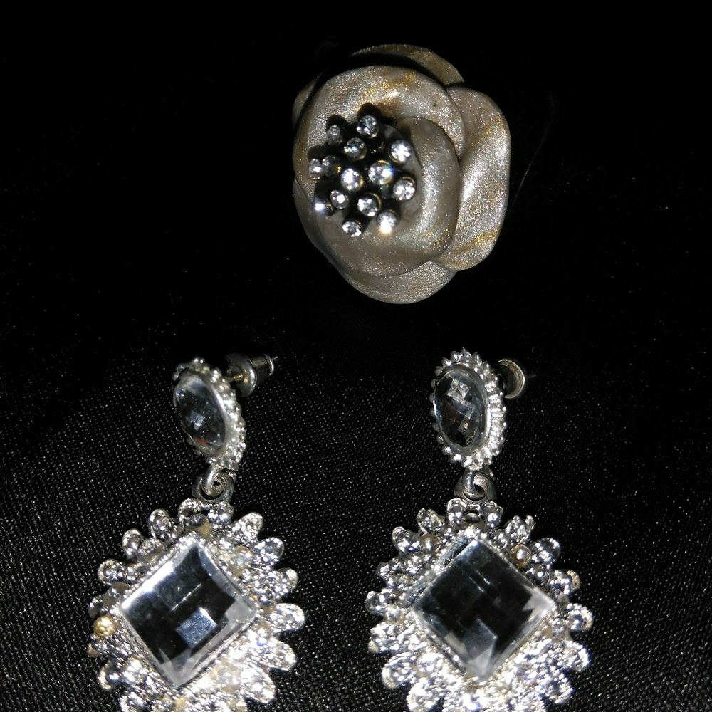 Sterling Silver dangle Earrings & Ring Set
